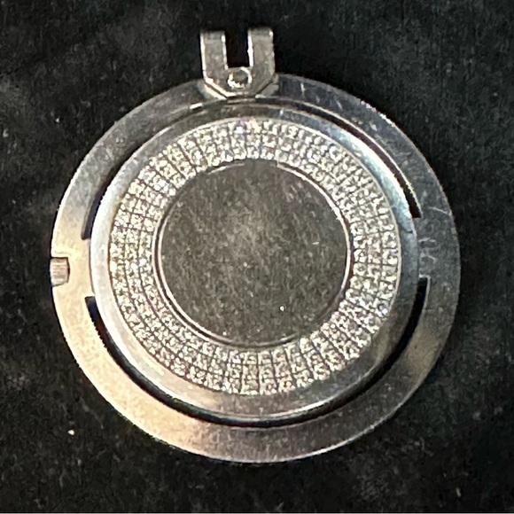 Beautiful Movado stainless and diamond pendent watch with quartz movement - Picture 2 of 3
